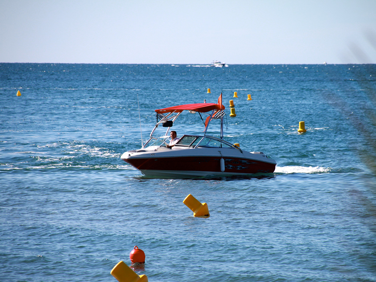 Plage privée Côté Mer au Cap d'Agde - Activités nautiques